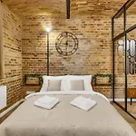 The Magnificent Urban Hideaway * ברטיסלאבה