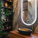 The Magnificent Urban Hideaway *