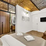 The Magnificent Urban Hideaway דירה *